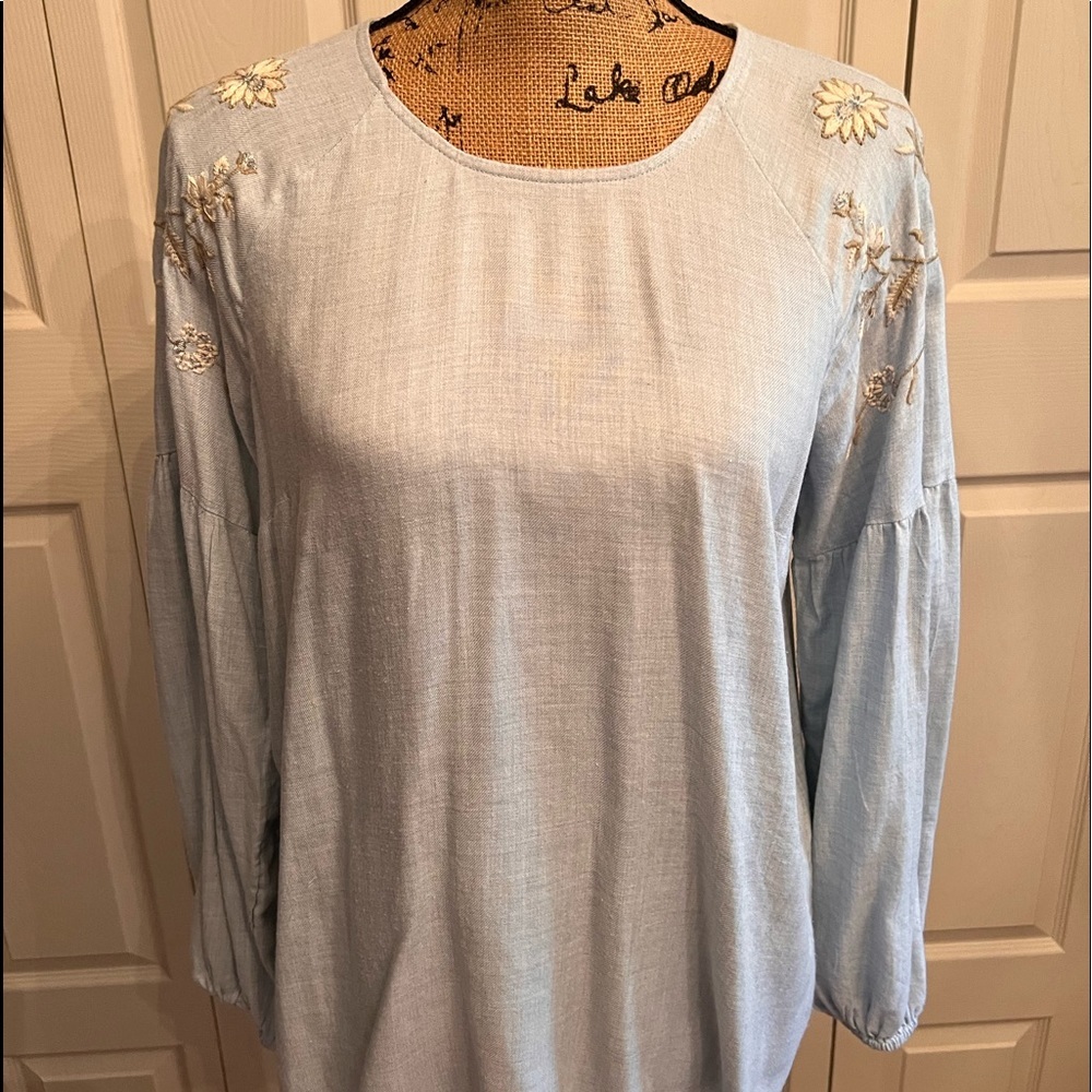 Lauren Conrad Ladies Top